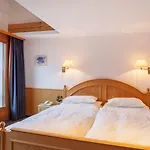 فندق Walliserhof 3*